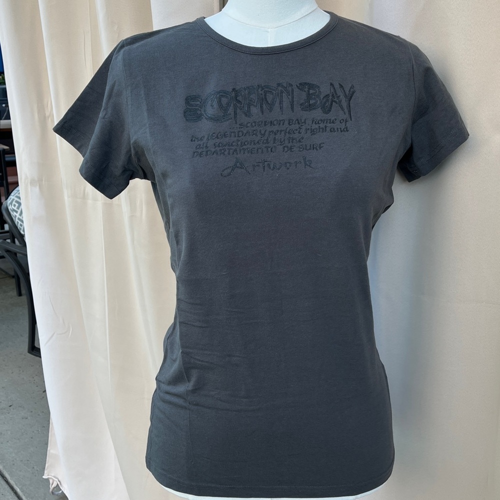Scorpion Bay Gray Graphic Short Sleeve Tee